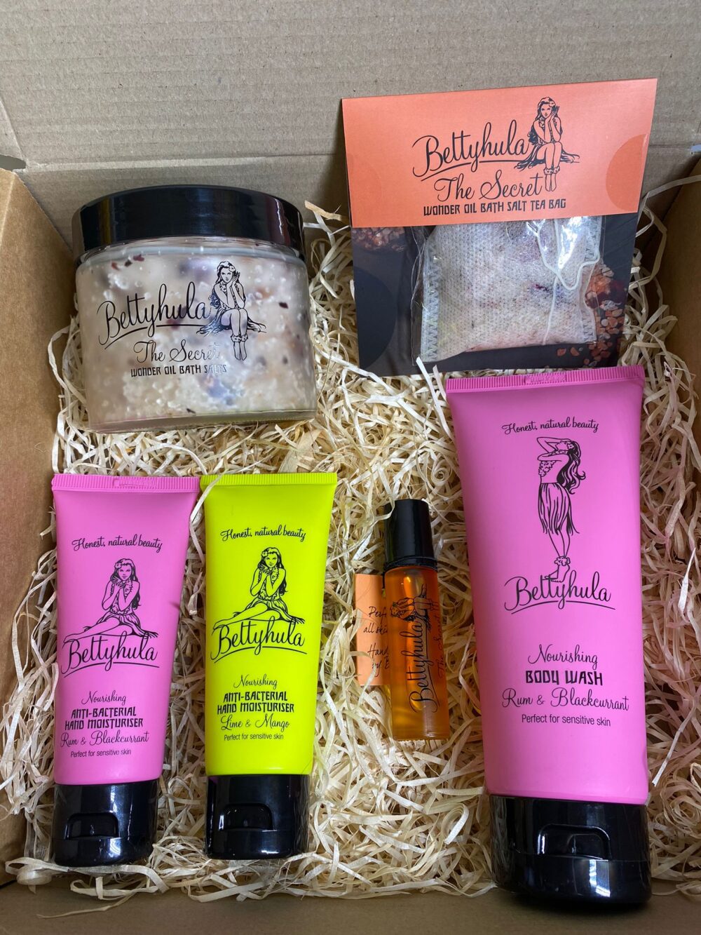 Hamper containing several Beauty Products from the brand Betty Hula