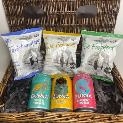 spuds and soda hamper - x3 gunna lemonades and x3 two farmers